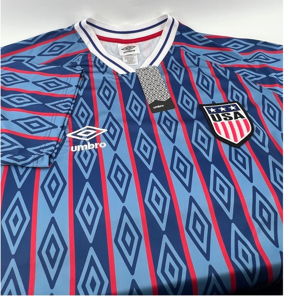 Umbro USA Soccer Jersey Mens Large Blue Red Geometric Diamond Print NWT